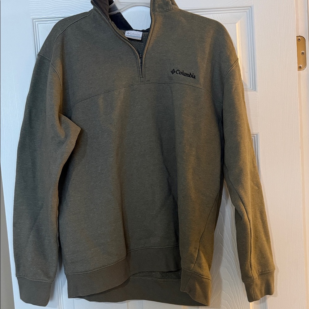 Columbia Men's Green Zip-Up Sweater